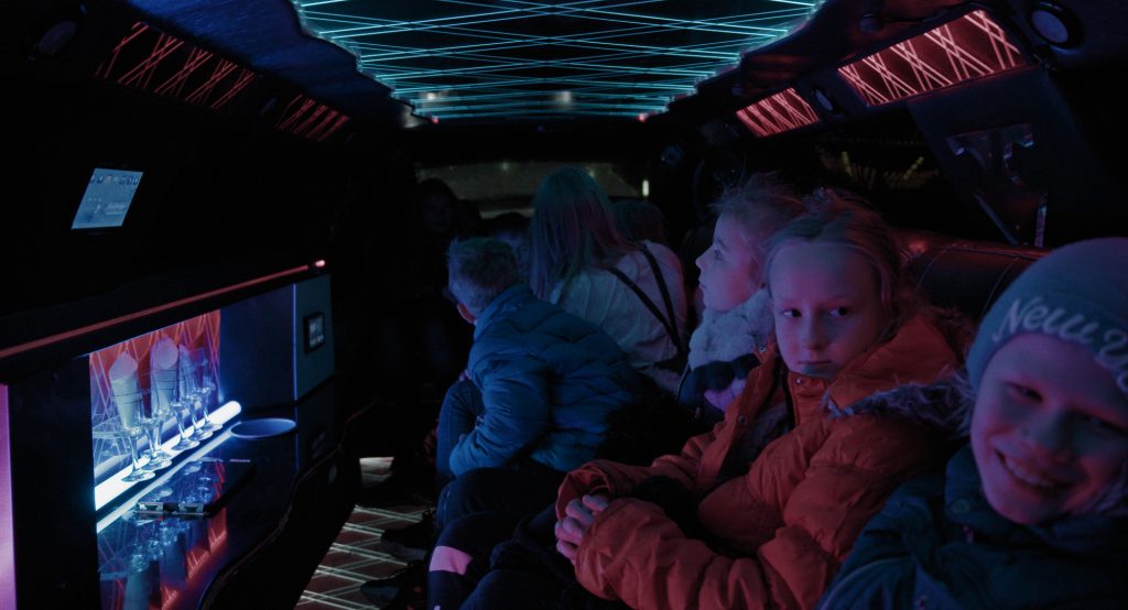 Limousine (Dir. Saulė Bliuvaitė, 2021) - Warsaw IFF