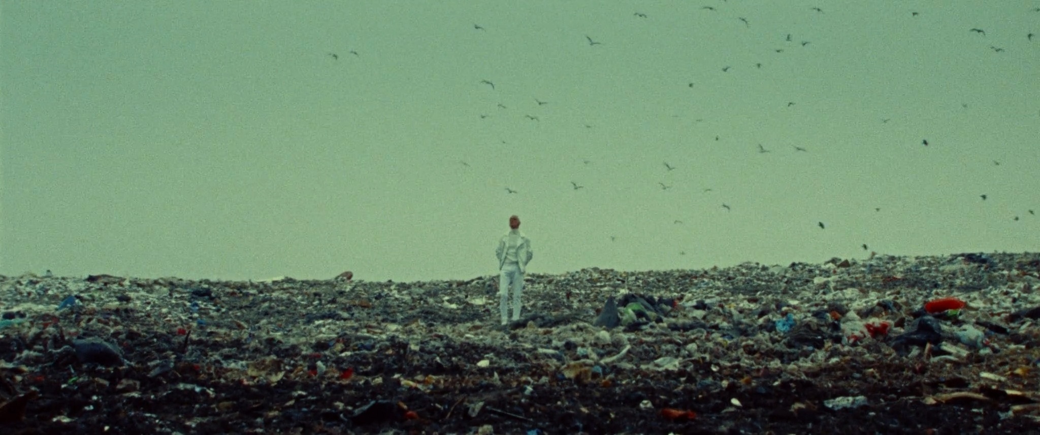 BA – Pažadai (Dir. ABOVEGROUND, 2022) 3′, music video