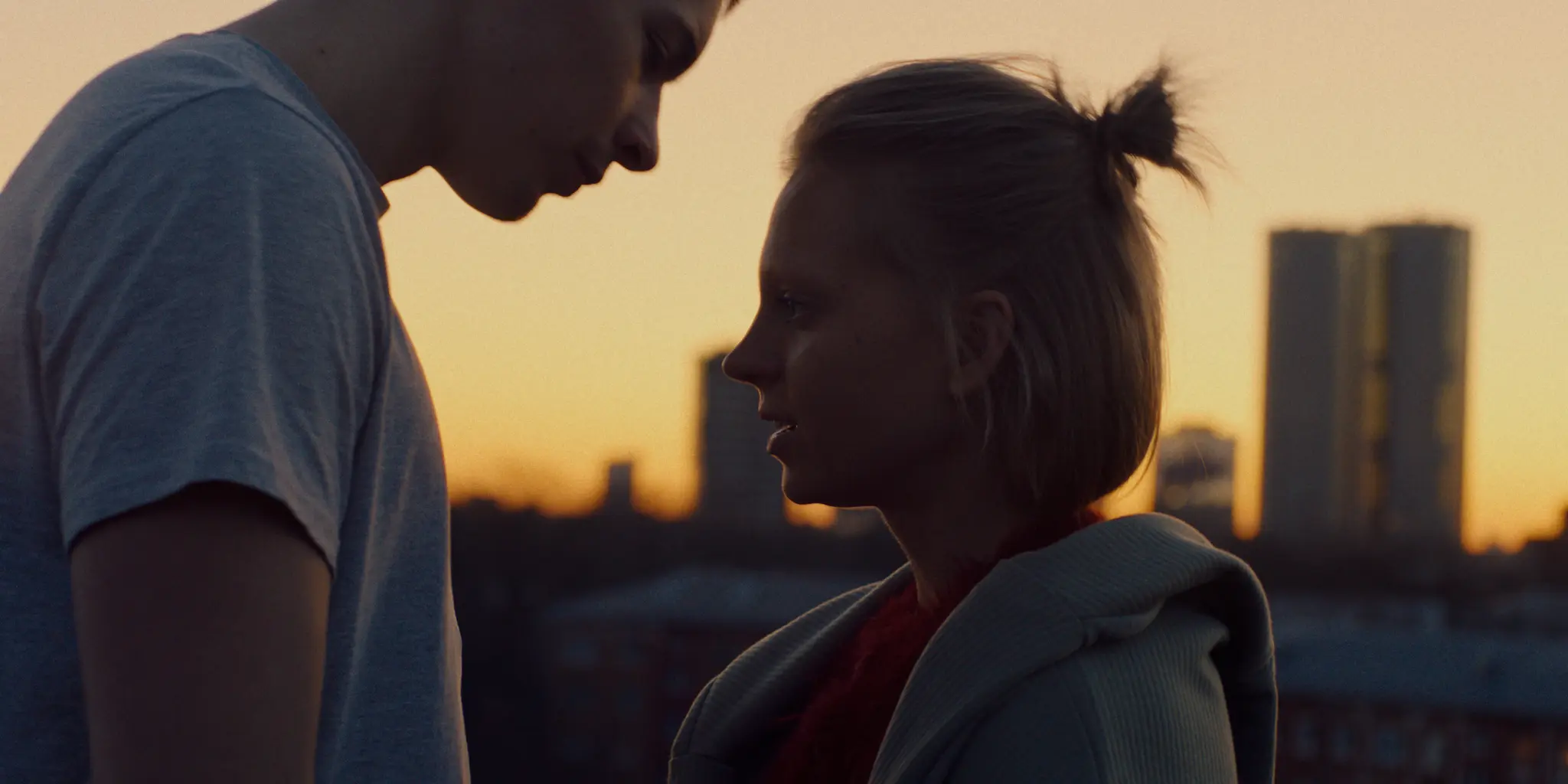 Kolektivs (TV Mini Series, S2, E1)